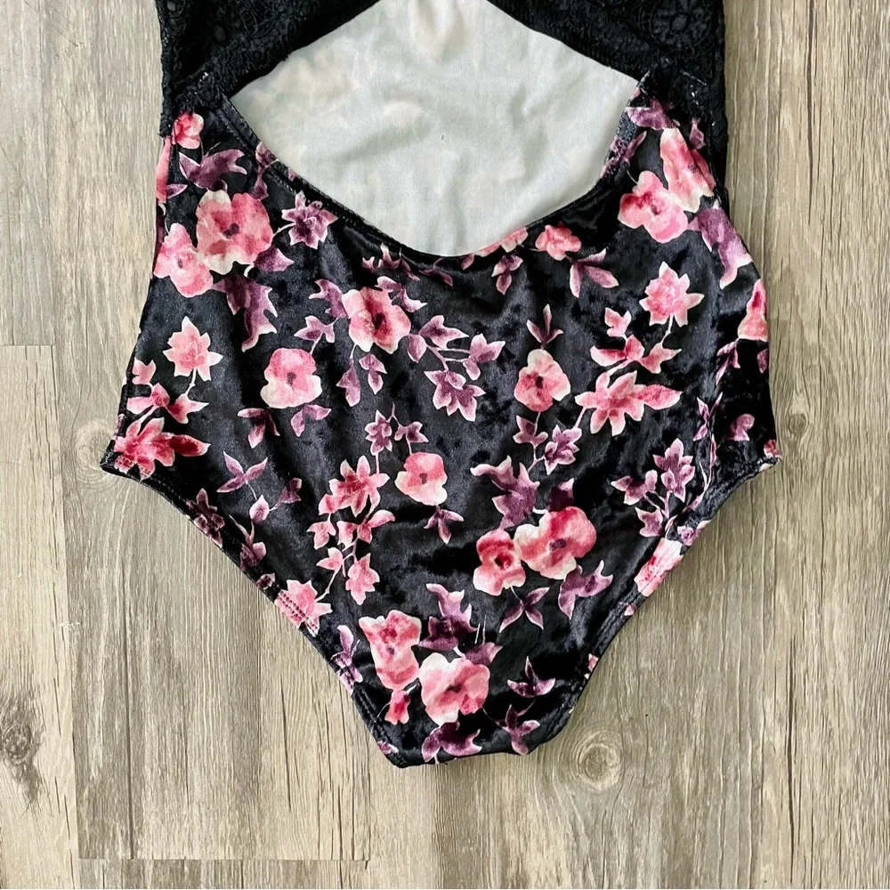 Black Lace & Floral Crushed Velvet Leotard/Bodysuit - Picture 4 of 11